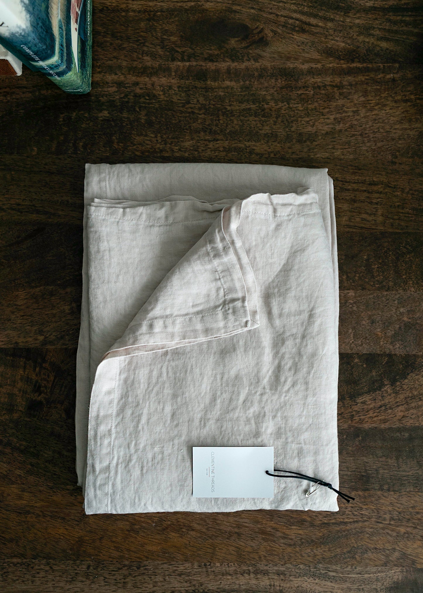 The Linen Table Runner