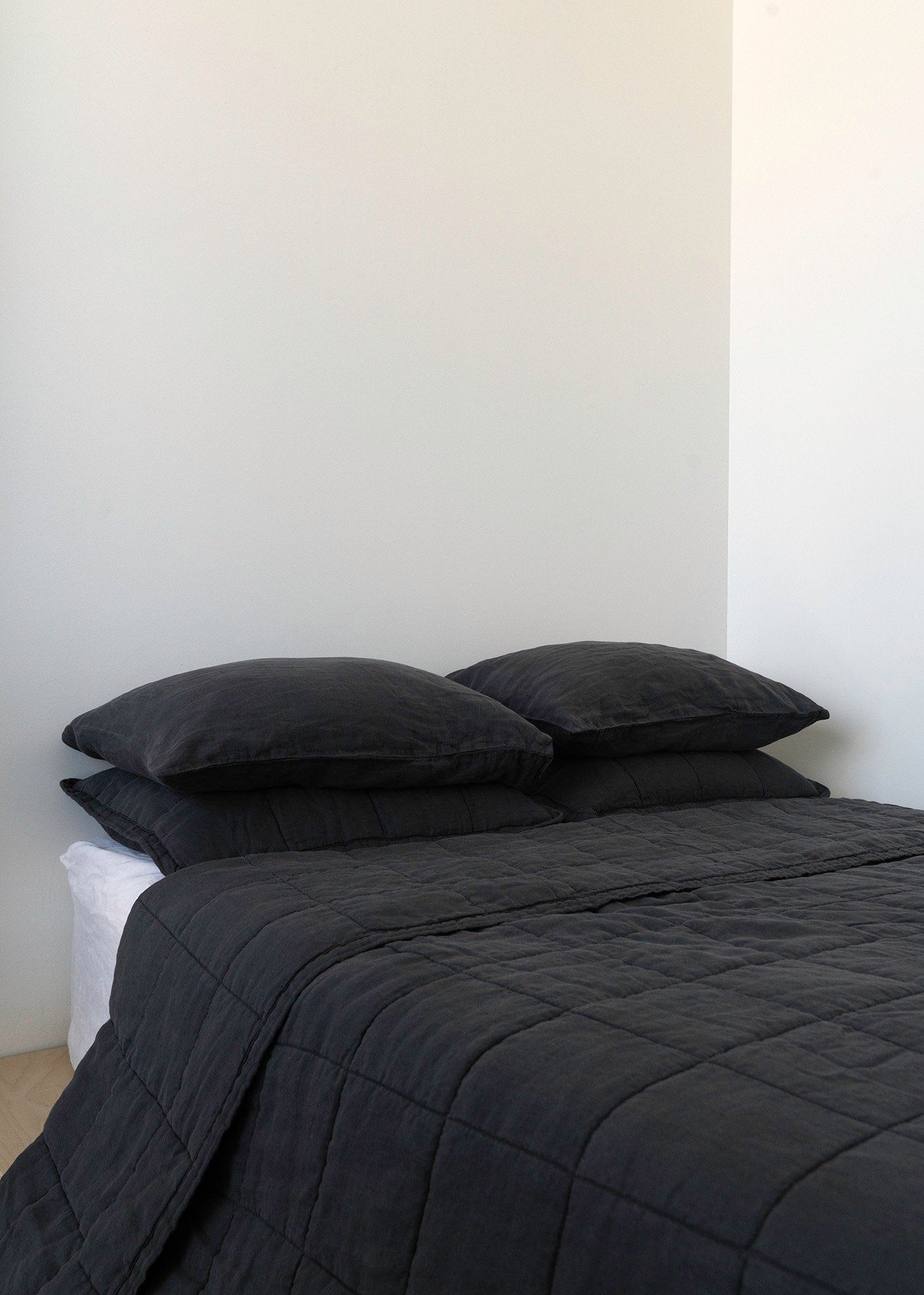 The Linen Quilt