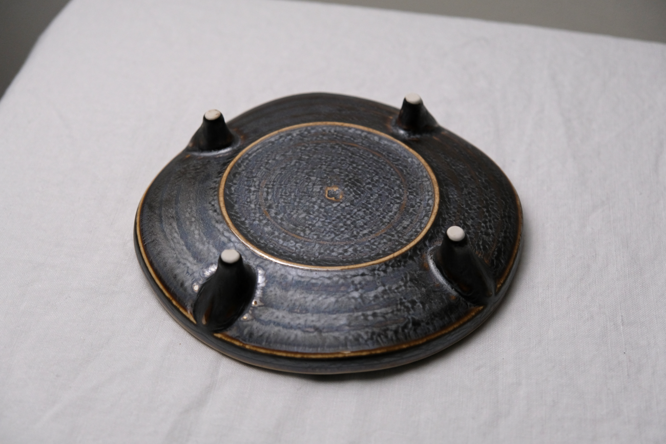 Shigaraki Footed Plate